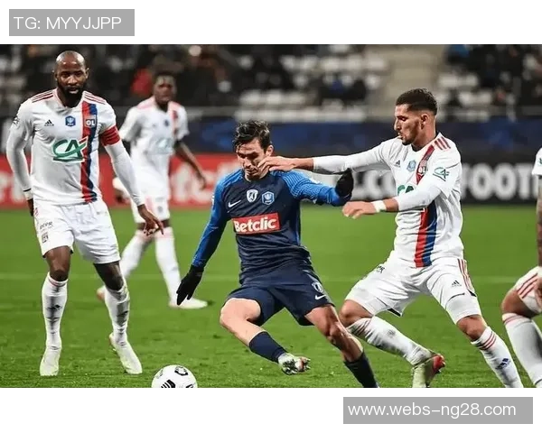 圣旺与贝济耶的激烈对决揭示了足球战术与团队合作的重要性